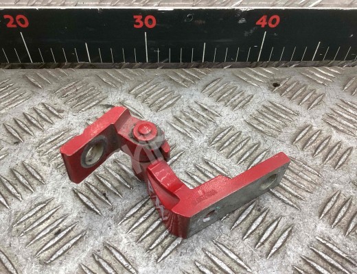 Петля двери передней левой Seat Ibiza III (6L) 2002-2008  Seat Ibiza Ibiza III (6L) 2002-2008