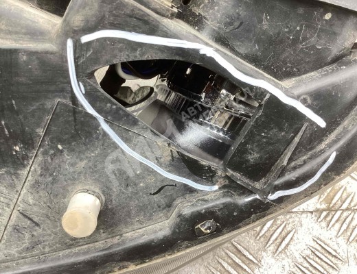 Фара правая Seat Ibiza III (6L) 2002-2008  Seat Ibiza Ibiza III (6L) 2002-2008