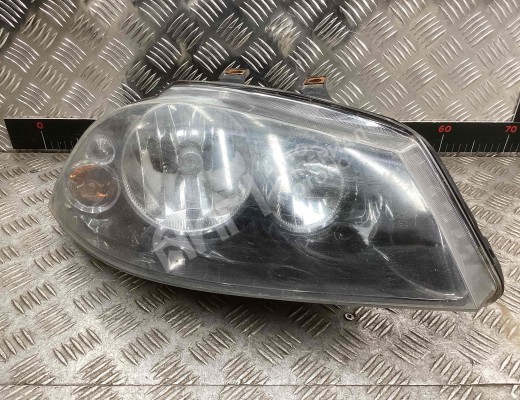 Фара правая Seat Ibiza III (6L) 2002-2008  Seat Ibiza Ibiza III (6L) 2002-2008