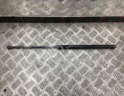 Амортизатор крышки багажника (3-5 двери) Seat Ibiza III (6L) 2002-2008  Seat Ibiza Ibiza III (6L) 2002-2008