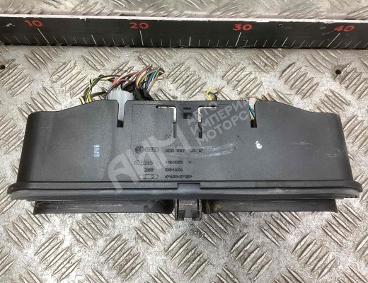Блок предохранителей Seat Ibiza III (6L) 2002-2008  Seat Ibiza Ibiza III (6L) 2002-2008