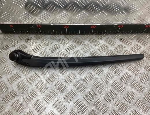 Щеткодержатель задний Seat Ibiza III (6L) 2002-2008  Seat Ibiza Ibiza III (6L) 2002-2008