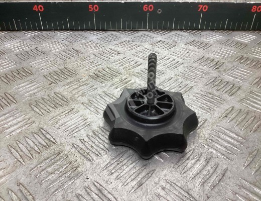 Крепление запаски Seat Ibiza III (6L) 2002-2008  Seat Ibiza Ibiza III (6L) 2002-2008