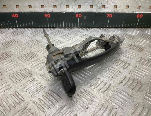 Ручка наружная передняя левая Seat Ibiza III (6L) 2002-2008  Seat Ibiza Ibiza III (6L) 2002-2008