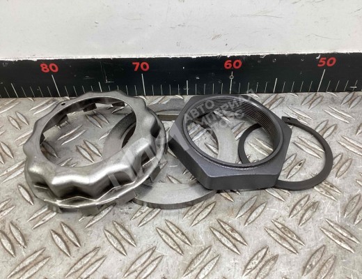 Гайка ступицы Renault Premium II 2006-2013  Renault Premium Premium II 2006-2013