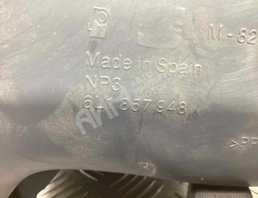 Накладка декоративная на торпедо Seat Ibiza III (6L) 2002-2008  Seat Ibiza Ibiza III (6L) 2002-2008