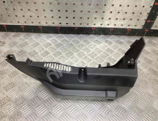 Пластик салона Seat Ibiza III (6L) 2002-2008  Seat Ibiza Ibiza III (6L) 2002-2008