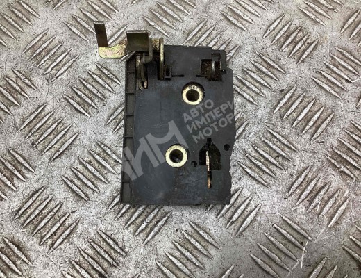 Замок двери передней правой Volkswagen Passat B3 1988-1993  Volkswagen Passat Passat B3 1988-1993