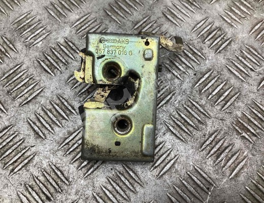 Замок двери передней правой Volkswagen Passat B4 (3A) 1993-1997  Volkswagen Passat Passat B4 (3A) 1993-1997