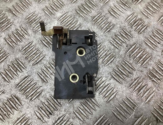 Замок двери передней правой Volkswagen Passat B4 (3A) 1993-1997  Volkswagen Passat Passat B4 (3A) 1993-1997