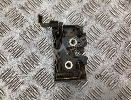 Замок двери передней правой Volkswagen Passat B4 (3A) 1993-1997  Volkswagen Passat Passat B4 (3A) 1993-1997