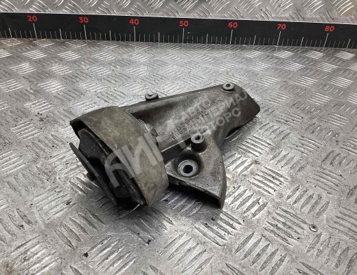 Кронштейн КПП Audi A6 C5 (4B) 1997-2001  Audi A6 A6 C5 (4B) 1997-2001