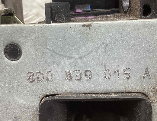 Замок двери задней левой Audi A4 B5 (8D) 1994-1999  Audi A4 A4 B5 (8D) 1994-1999