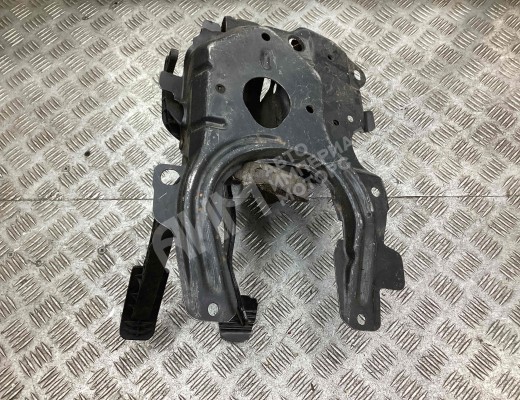 Узел педальный (блок педалей) Volkswagen Passat B3 1988-1993  Volkswagen Passat Passat B3 1988-1993