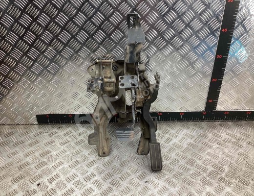 Узел педальный (блок педалей) Volkswagen Passat B3 1988-1993  Volkswagen Passat Passat B3 1988-1993