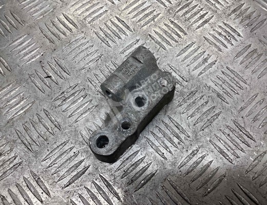 Кронштейн генератора  Opel Vectra Vectra B 1999-2002 рестайлинг