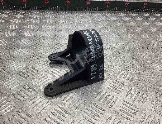 Кронштейн Audi A4 B6 (8EC, 8E5) 2000-2004  Audi A4 A4 B6 (8EC, 8E5) 2000-2004