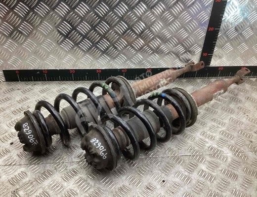 Стойка передняя правая Audi A4 B6 (8EC, 8E5) 2000-2004  Audi A4 A4 B6 (8EC, 8E5) 2000-2004