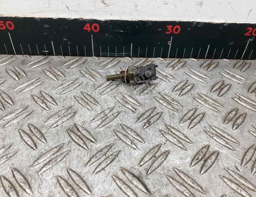 Датчик температуры охлаждающей жидкости Renault Premium II 2006-2013  Renault Premium Premium II 2006-2013