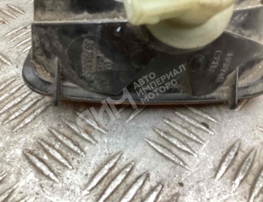 Поворотник правый Volkswagen Passat B3 1988-1993  Volkswagen Passat Passat B3 1988-1993