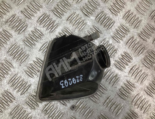 Поворотник правый Seat Ibiza II (6K) 1993-2002  Seat Ibiza Ibiza II (6K) 1993-2002