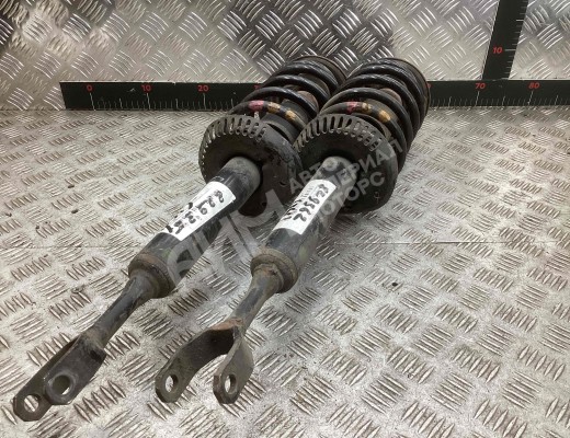 Стойка передняя правая Audi A4 B5 (8D) 1994-1999  Audi A4 A4 B5 (8D) 1994-1999
