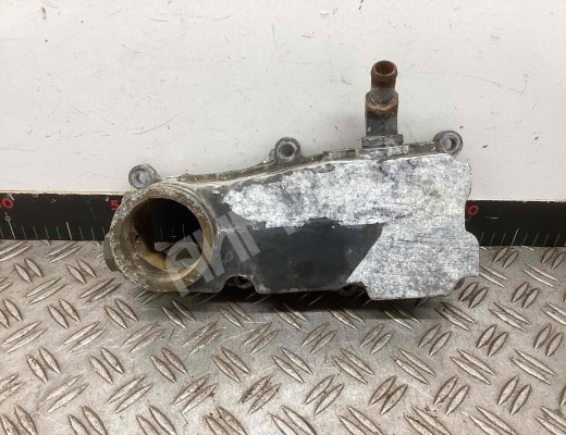 Фланец (тройник) системы охлаждения Renault Premium I 1996-2006  Renault Premium Premium I 1996-2006