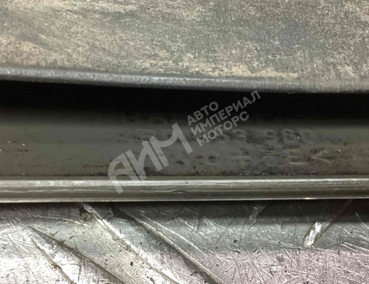 Молдинг двери передней правой Audi A6 C5 (4B) 1997-2001  Audi A6 A6 C5 (4B) 1997-2001