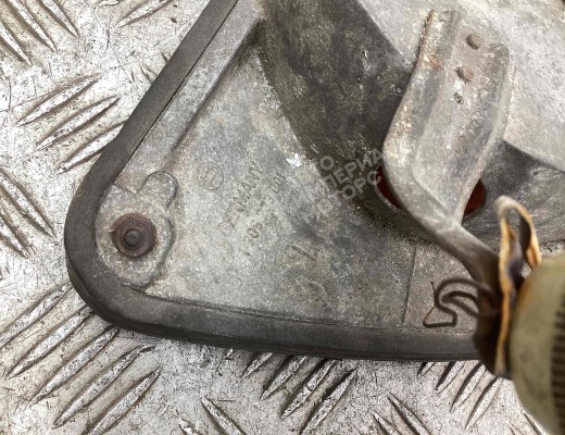 Поворотник левый Mercedes S (W116) 1972-1980  Mercedes S S (W116) 1972-1980