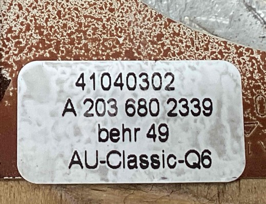 Накладка декоративная центральной консоли Mercedes C (W203) 2000-2004  Mercedes C C (W203) 2000-2004