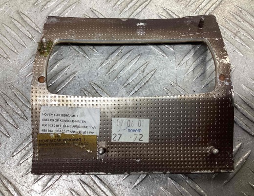Накладка декоративная центральной консоли Audi A6 C5 (4B) 1997-2001  Audi A6 A6 C5 (4B) 1997-2001