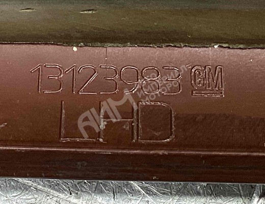 Накладка декоративная на торпедо Opel Vectra C 2002-2005  Opel Vectra Vectra C 2002-2005