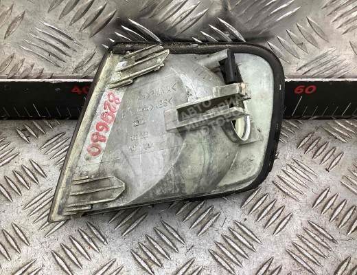 Поворотник правый Audi A3 I (8L) 1996-2000  Audi A3 A3 I (8L) 1996-2000