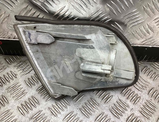 Поворотник левый Audi A6 C4 (4A) 1994-1997  Audi A6 A6 C4 (4A) 1994-1997
