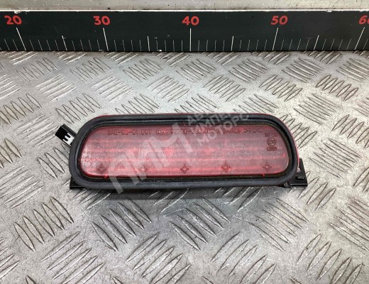 Стоп-сигнал Kia Sorento I (JC/BL) 2002-2006  Kia Sorento Sorento I (JC/BL) 2002-2006