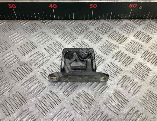 Петля крышки багажника Kia Sorento I (JC/BL) 2002-2006  Kia Sorento Sorento I (JC/BL) 2002-2006