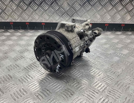 Компрессор кондиционера  Toyota Corolla Verso (AR10) 2004-2009