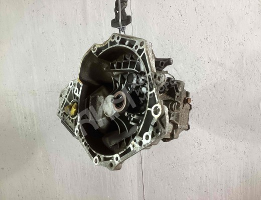 КПП механическая (МКПП) 5-ступенчатая  Opel Corsa D 2010-2014 рестайлинг
