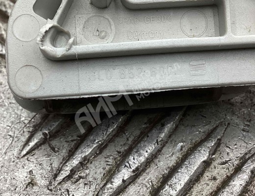 Ручка внутренняя потолочная Seat Ibiza III (6L) 2002-2008  Seat Ibiza Ibiza III (6L) 2002-2008