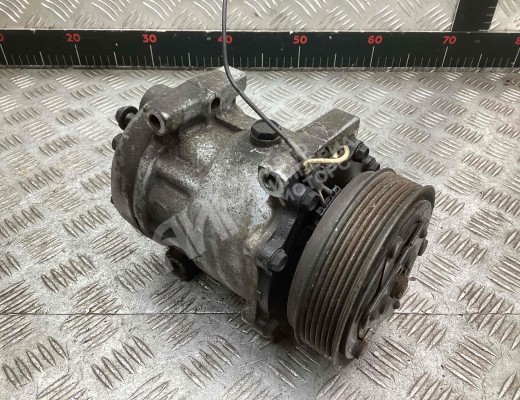 Компрессор кондиционера Mitsubishi Carisma (DA) 1995-2004  Mitsubishi Carisma Carisma (DA) 1995-2004