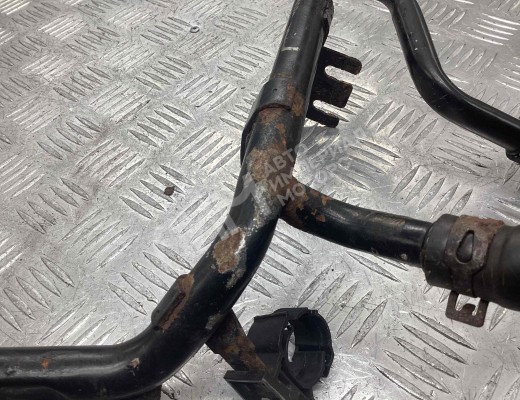 Трубка охлаждающей жидкости металлическая Volkswagen Golf IV (1J) 1997-2004  Volkswagen Golf Golf IV (1J) 1997-2004