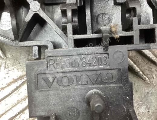 Ручка наружная передняя левая Volvo V50 (MW) 2003-2007  Volvo V50 V50 (MW) 2003-2007