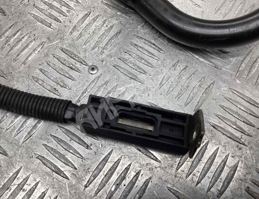 Силовой провод аккумулятора Mercedes C (W203) 2000-2004  Mercedes C C (W203) 2000-2004