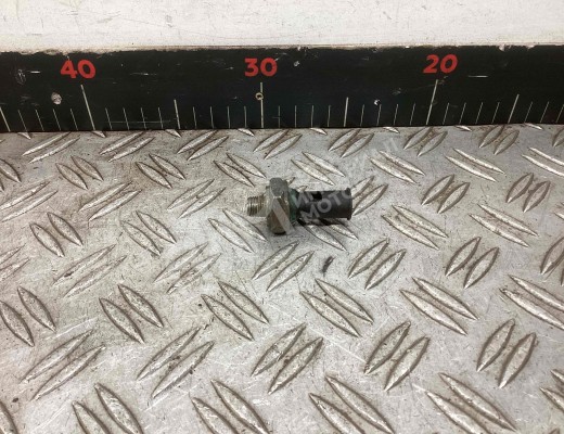 Датчик давления масла Volvo FLC I (1996-2000)  Volvo FLC FLC I (1996-2000)