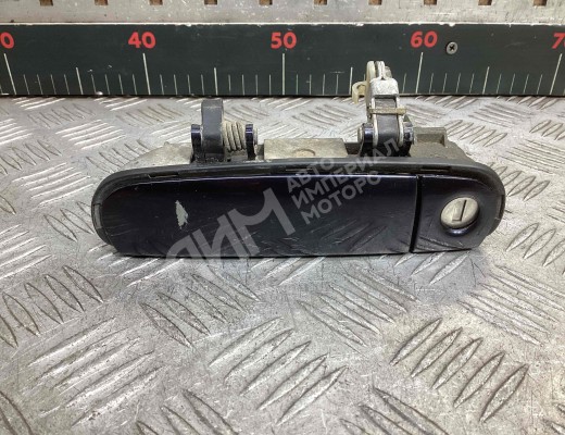 Ручка наружная передняя левая Audi A6 C5 (4B) 1997-2001  Audi A6 A6 C5 (4B) 1997-2001