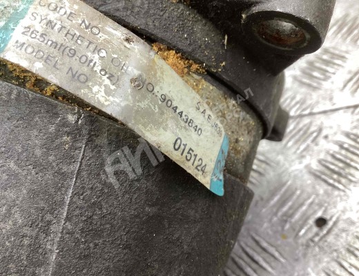 Компрессор кондиционера Volkswagen Passat B3 1988-1993  Volkswagen Passat Passat B3 1988-1993