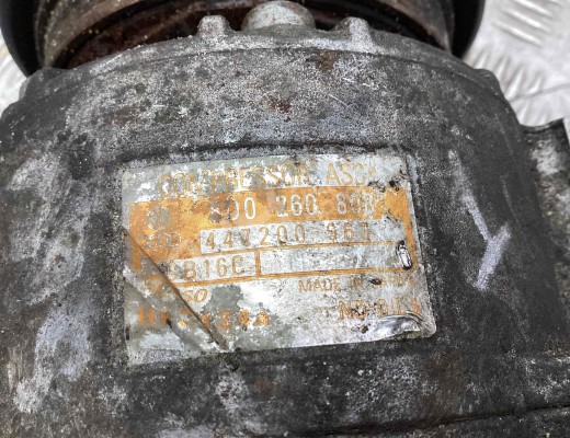 Компрессор кондиционера Volkswagen Passat B5 (3B) 1996-2000  Volkswagen Passat Passat B5 (3B) 1996-2000