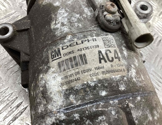 Компрессор кондиционера Opel Astra H 2007-2010 рестайлинг  Opel Astra Astra H 2007-2010 рестайлинг