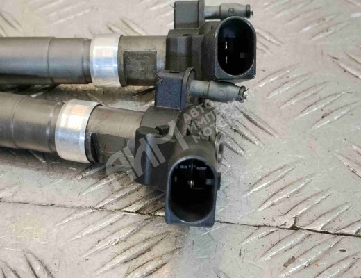 Форсунка Volkswagen Amarok I (2H) 2010-2016  Volkswagen Amarok Amarok I (2H) 2010-2016
