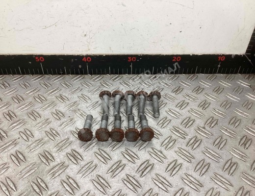 Болт маховика Volvo FL II 2006-н.в.  Volvo FL FL II 2006-н.в.